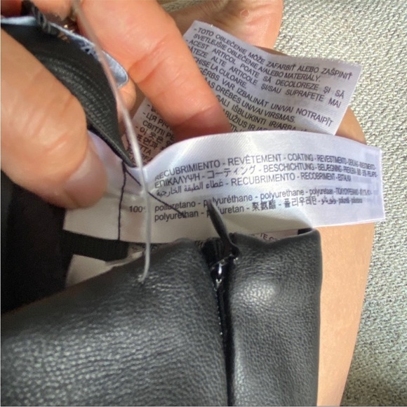 Zara high-waisted vegan leather pants - Picture 6 of 9